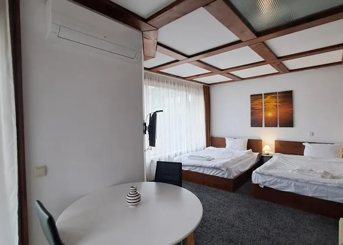 度假居 цветелина и митко 班斯科