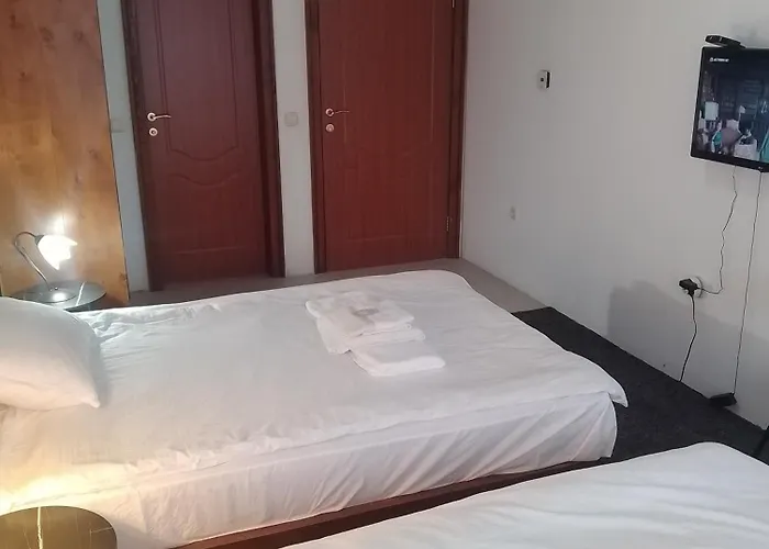 цветелина и митко * 班斯科