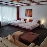 Homely בית נופש בנסקו
