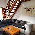Homely בית נופש בנסקו