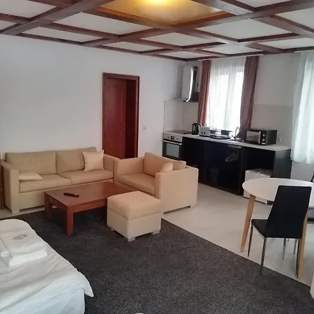 Ваканционна къща цветелина и митко *