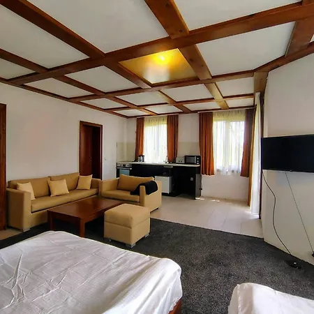 Ваканционна къща цветелина и митко *